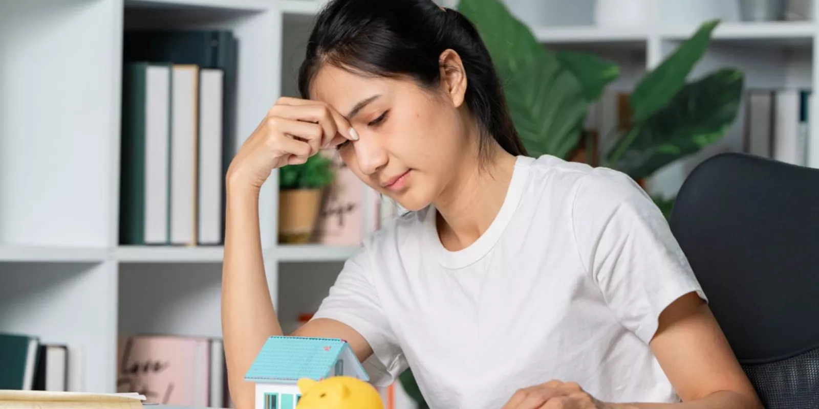 Cómo calcular tu pago mensual al comprar casa en Miami