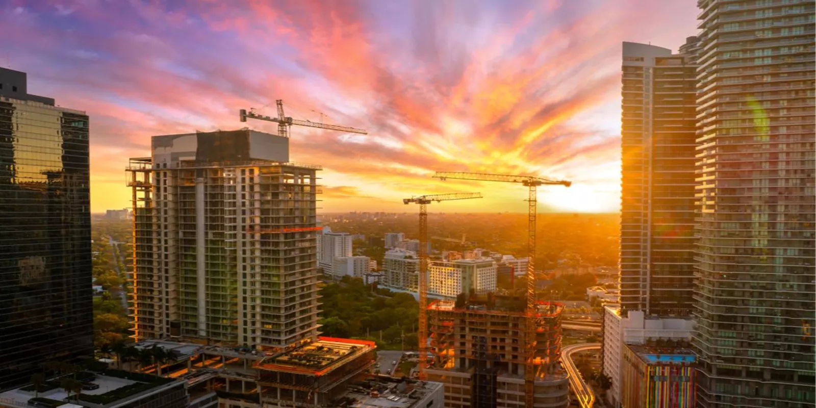 Cómo Detectar Condominios con Problemas Financieros Antes de Comprar en Miami (Guía 2026)
